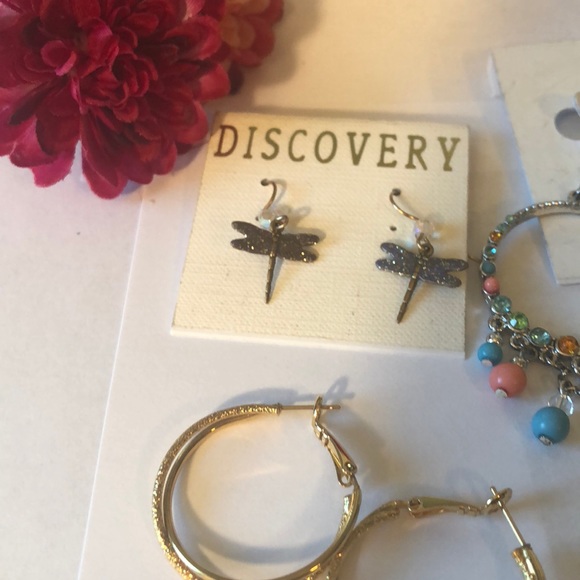 Earrings - Picture 2 of 8